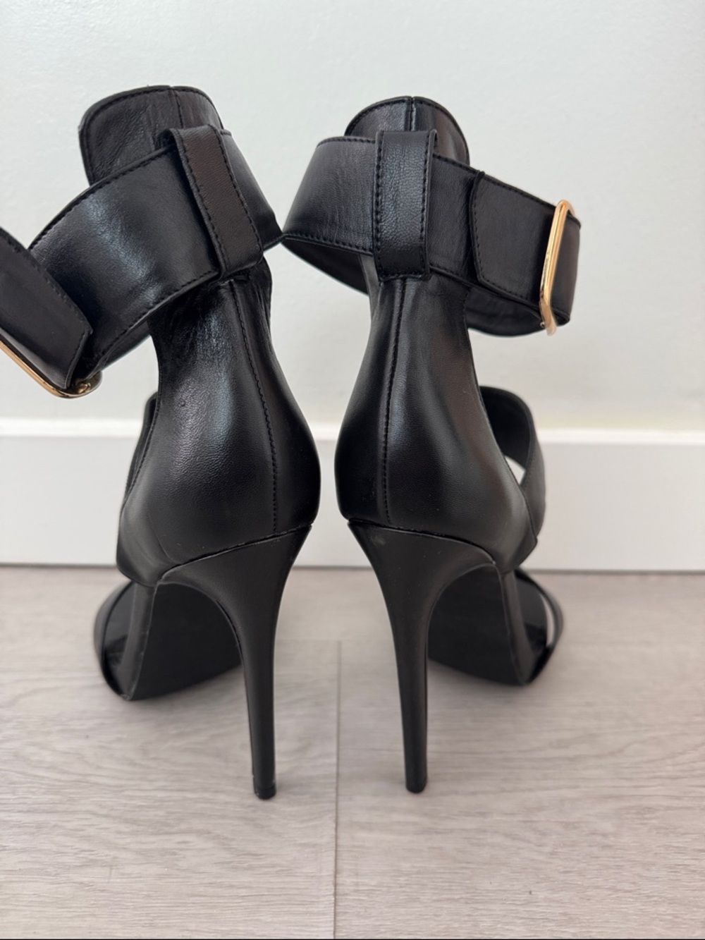 Steve Madden Black Strappy Stiletto Sandals with Gold Buckle - Picture 5 of 5